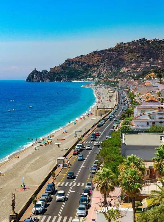 Appartamento Gambero Beach Santa Teresa Di Riva Exterior foto