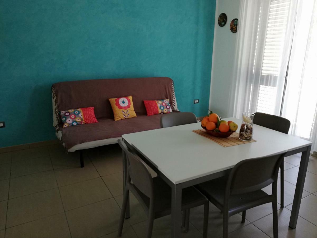 Appartamento Gambero Beach Santa Teresa Di Riva Exterior foto